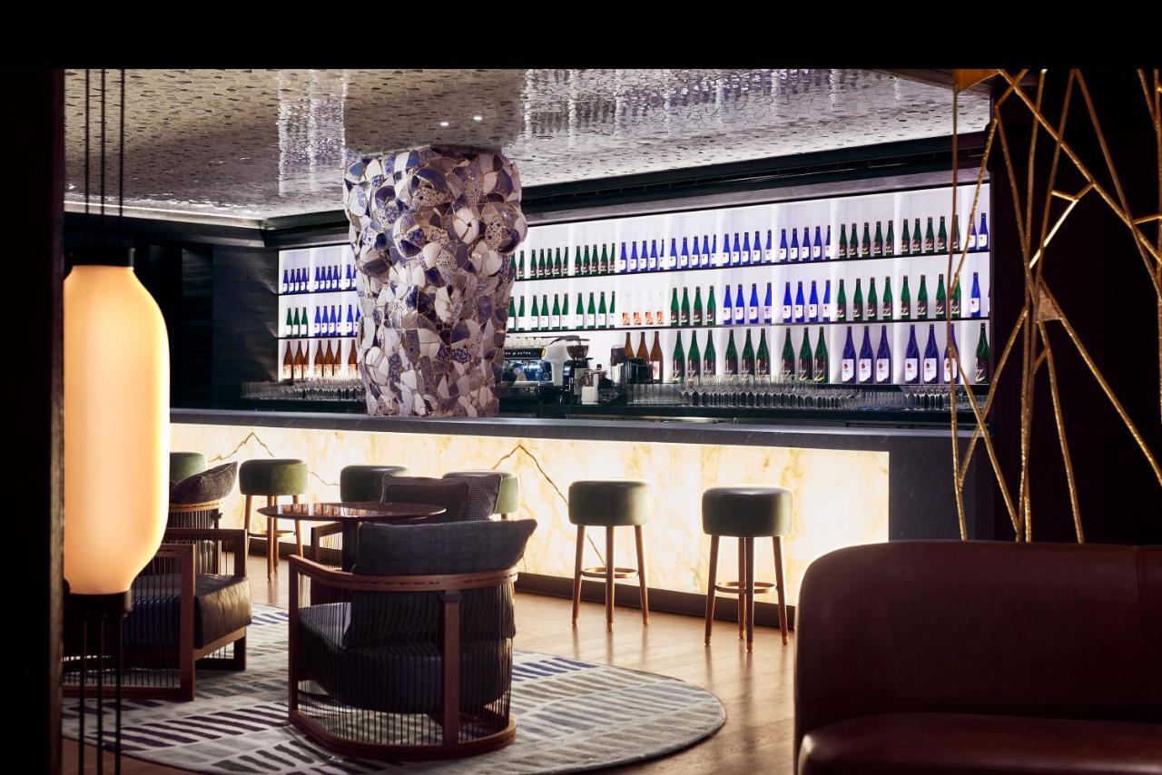 Nobu Hotel Barcelona Exteriér fotografie The bar at the hotel